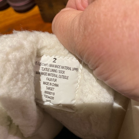 Thermolite girls white winter boots size 2 - Picture 2 of 6